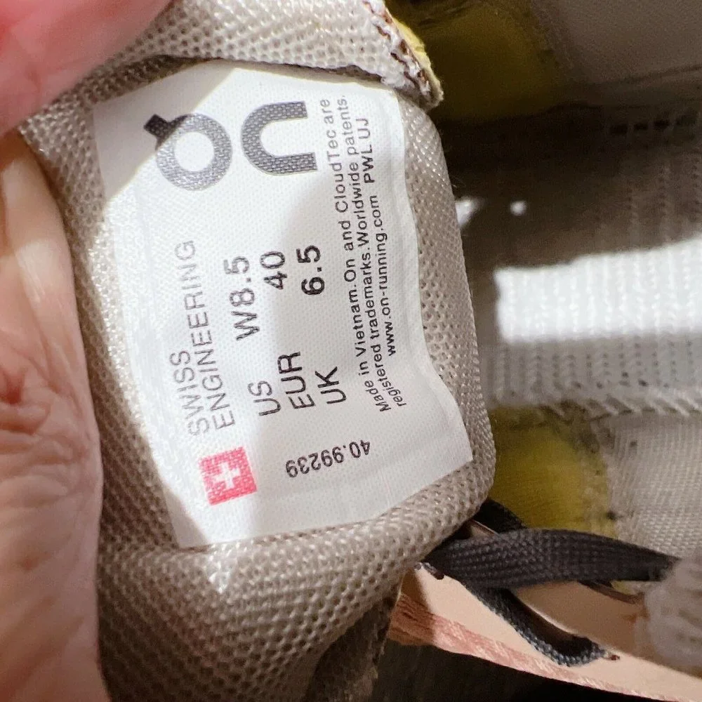 NEW ON CLOUD X Running Shoe Mocha/ Sand Pink Womens Size US 8.5 * Rare - Picture 11 of 11